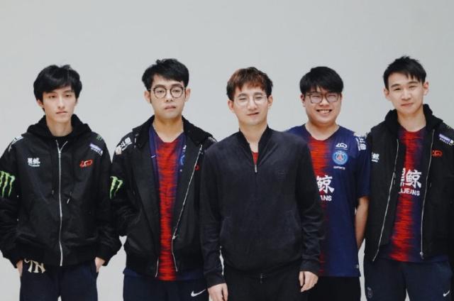 的活跃表现 的活跃表现