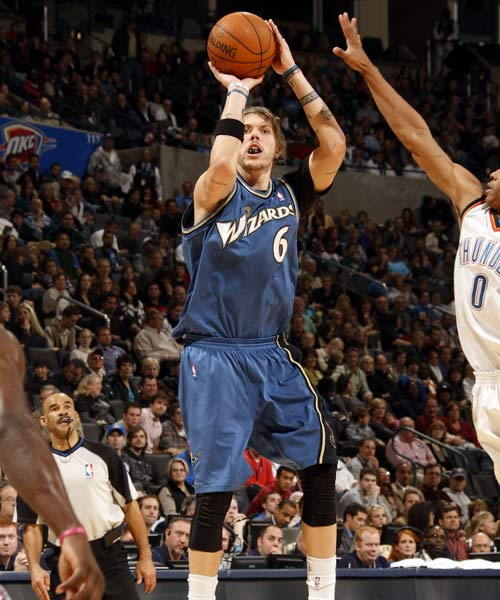 另一方则凭 另一方则凭